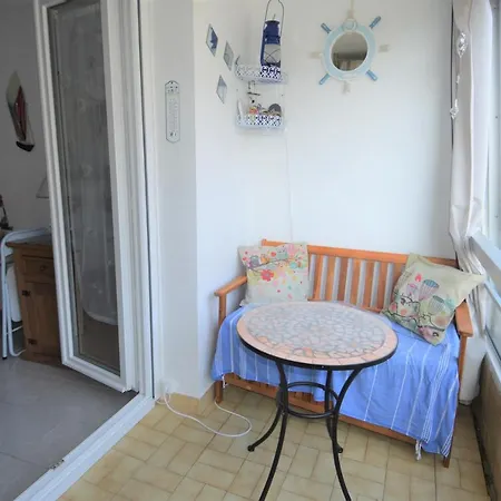 Appartement Avec Loggia - Proche Centre Et Plage Courseulles-sur-Mer Exterior photo