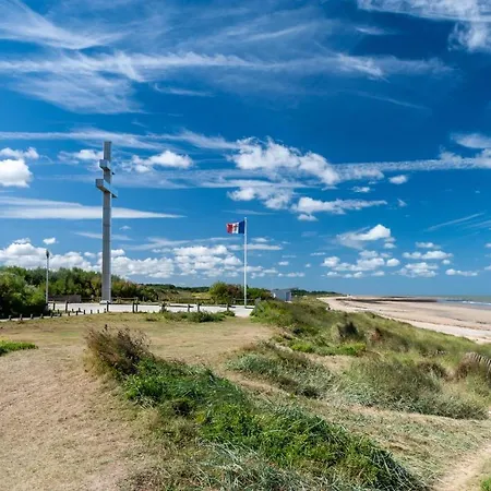 Appartement Avec Loggia - Proche Centre Et Plage Courseulles-sur-Mer Exterior photo