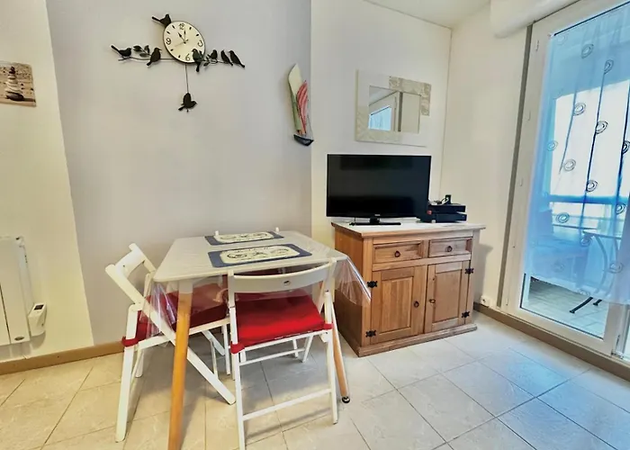 Appartement Avec Loggia - Proche Centre Et Plage