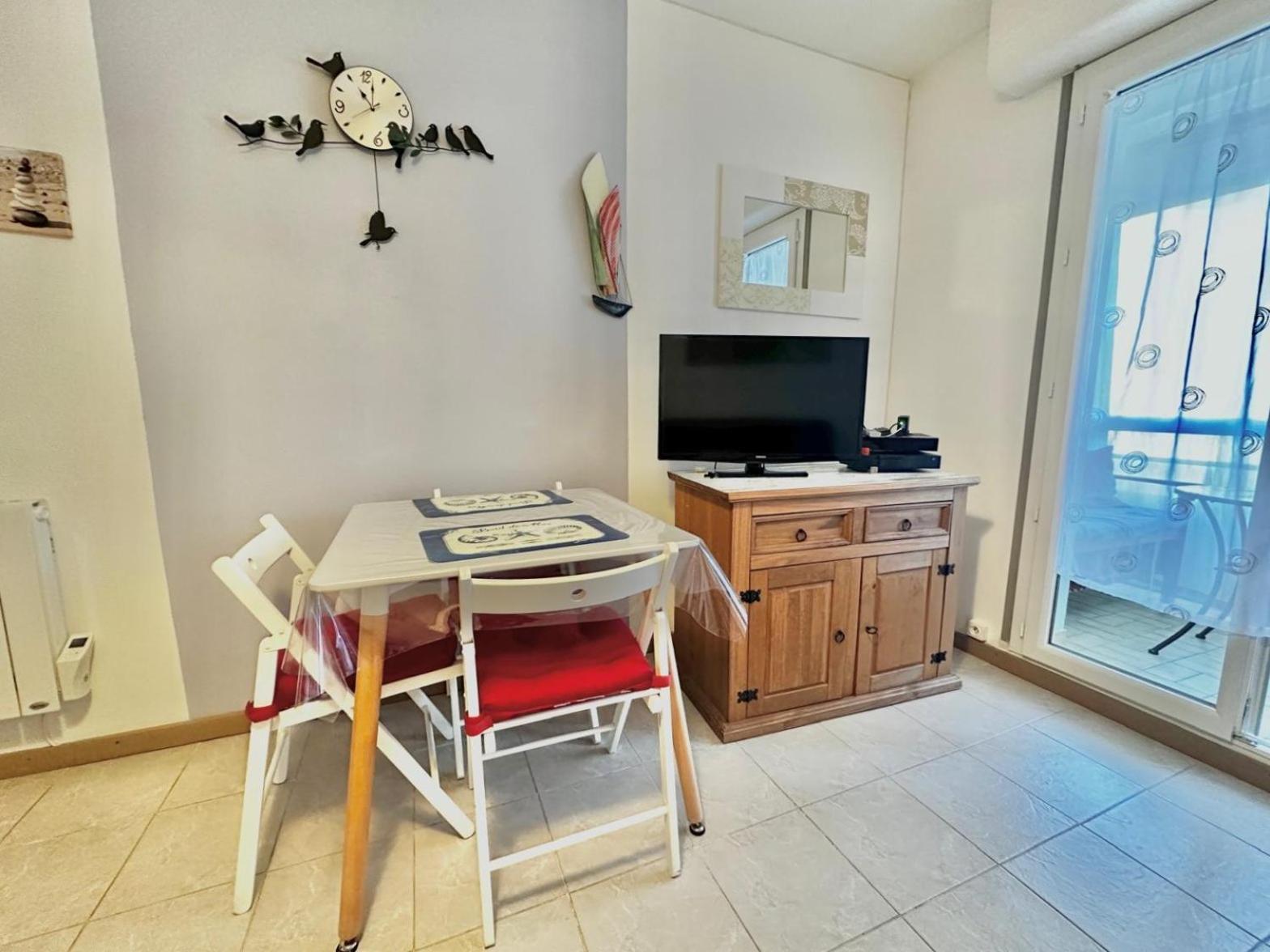Apartment Avec Loggia - Proche Centre Et *